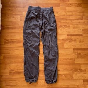Lululemon dance studio mid rise pant